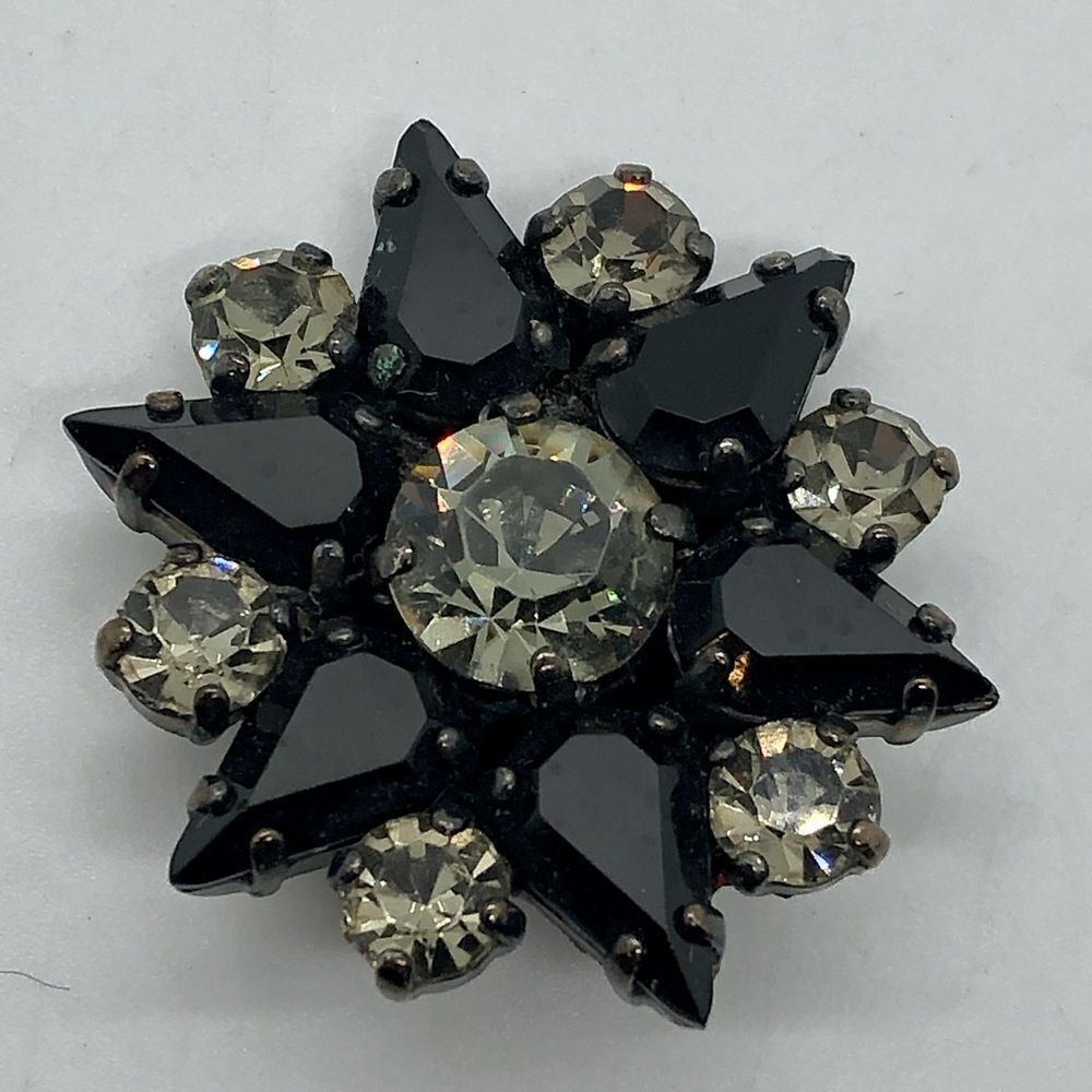 Vintage 6 point Jewelry Brooch piece